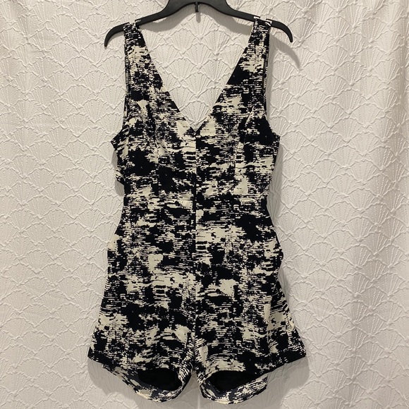 Fourteen & 9th Women’s Romper Size Large - Picture 1 of 11